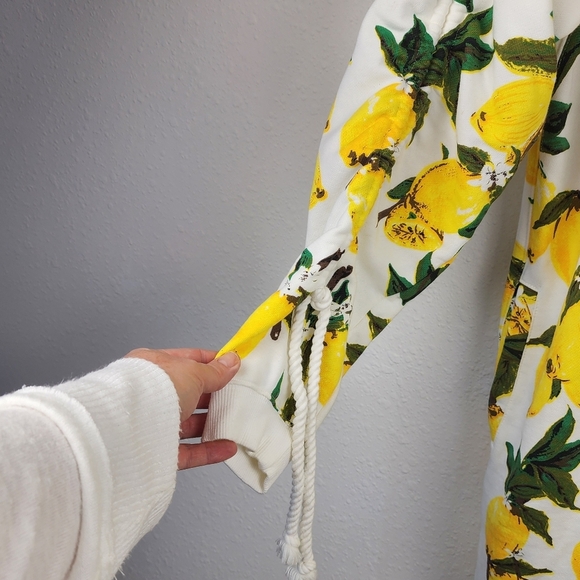 Onepiece Lemon Print Women's Jumpsuit Shorts Hooded Sipper Onesie Size Medium - Picture 6 of 12